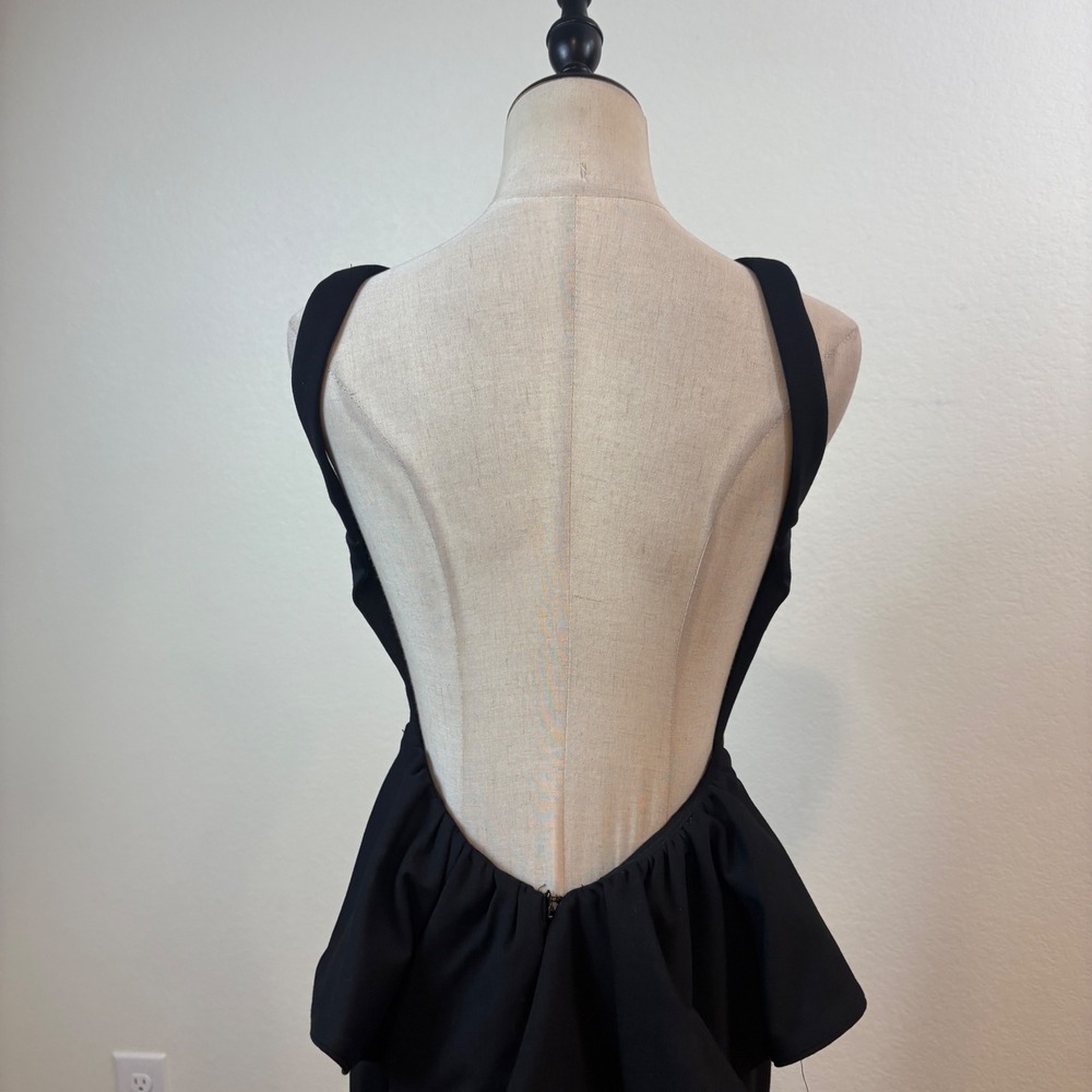 XSCAPE Gown Women 4 Black Open Back Ruffle Peplum Cutout Maxi Train minimalist - Picture 8 of 11